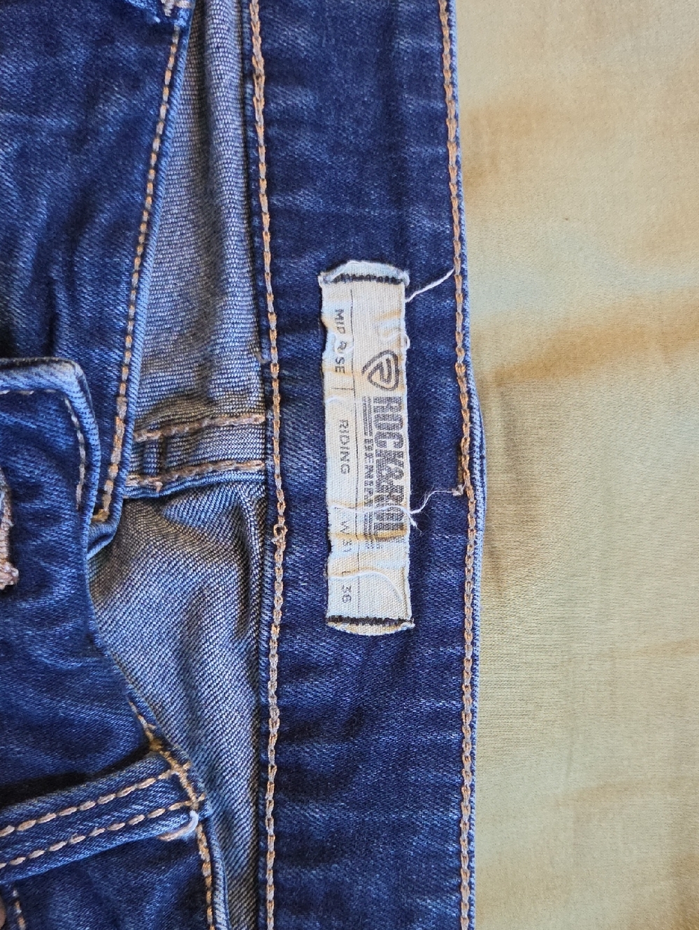 Rock & Roll Cowgirl Women's Mid Rise Riding Dark Blue Straight Leg Jeans 31x36